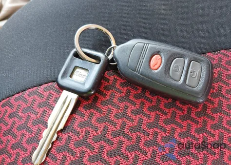 2002 Isuzu Trooper Limited/Ls/S from USA, damaged, VIN JACDJ58X527J09916